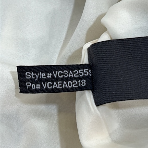 Vince Camuto Halter Style Pattern Maxi Blue and Ivory Dress any Occasion sz.6 - Picture 13 of 13